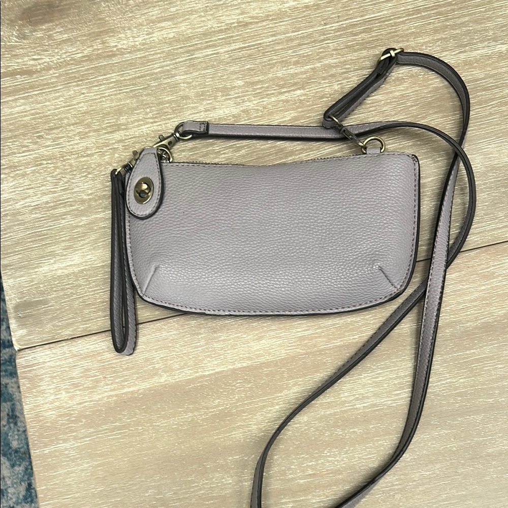 Crossbody bag lavendar leather